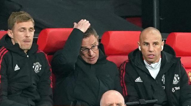 技战术分析也能远程外包？朗尼克又给曼联留下笑话